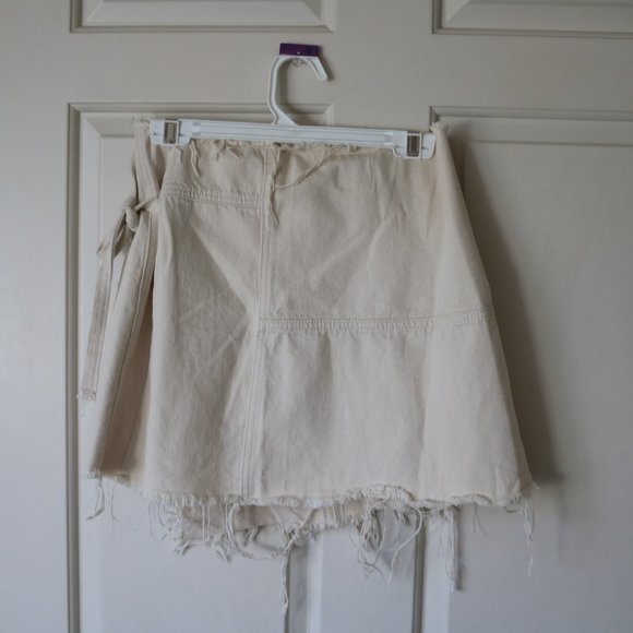 NWOT BDG Wrap Skirt - Picture 7 of 9